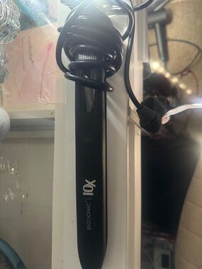 Bio Ionic 10x Black Hair Straightener - Sleek Professional Styling